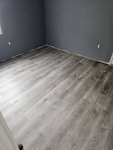 ZAIN CONSTRUCTION

FLOORING...