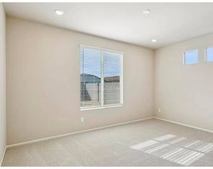 بيت للإيجار في منطقة سبرايس - House for Rent - Surprise