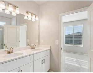 بيت للإيجار في منطقة سبرايس - House for Rent - Surprise