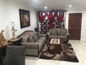 تاون هاوس للايجار غرفتين وحمام...