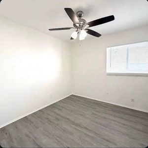FOR RENT — Modern 2BR in El...