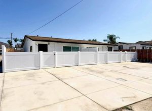 FOR RENT — Modern 2BR in El...