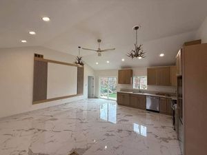 منزل مجدد بالكامل وجاهز للسكن - House for Rent - Lakeside CA