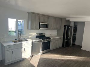 🏡 HOUSE FOR RENT – CASA DE...