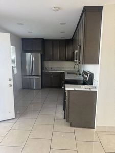 2 bedrooms and 2 full baths Fully remodeled