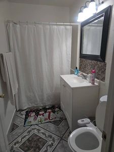 3 bedrooms and 2 full bathrooms for rent