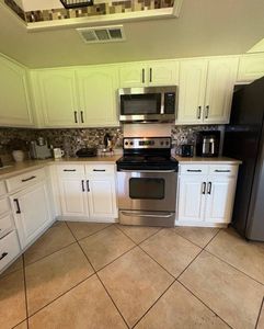 4 Beds 3 Baths House for Rent - Glendale AZ