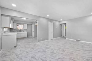 House for Rent - Livonia 