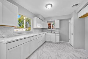House for Rent - Livonia 
