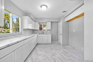 House for Rent - Livonia 