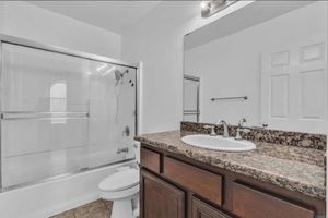 Town House For rent