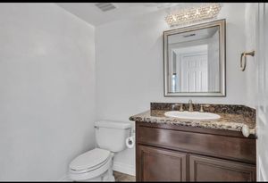 Town House For rent